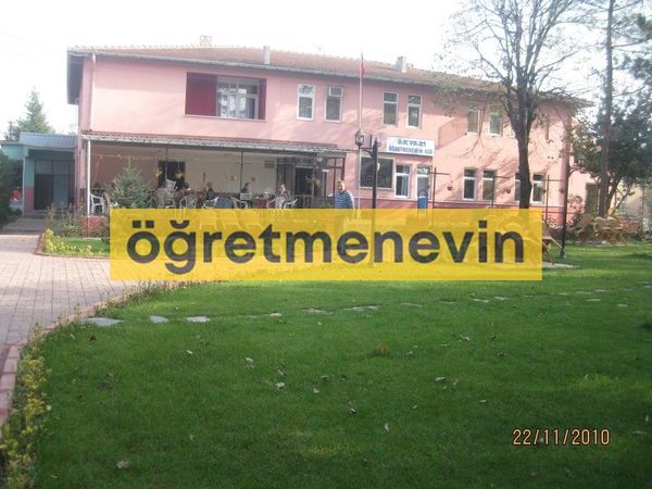 Akyazı Öğretmenevi