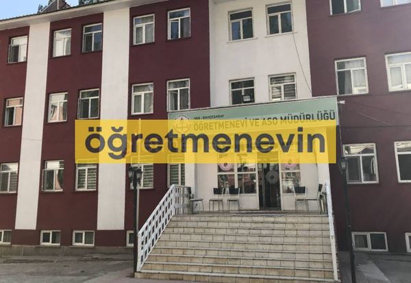 Bahçesaray Öğretmenevi