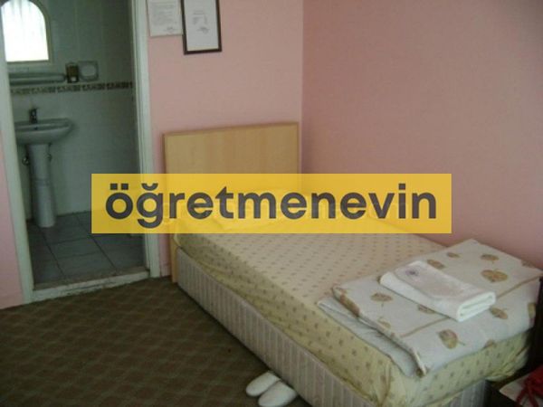 Karesibey Öğretmenevi fotoğraf 2