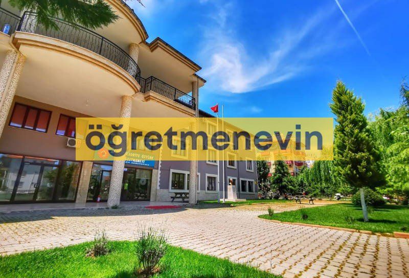 Bucak Ahmet Kadriye Öztürk Öğretmenevi fotoğraf 1