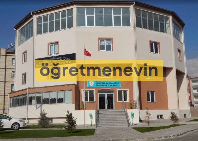 Develi Muammer Bakkaloğlu Öğretmenevi fotoğraf 1